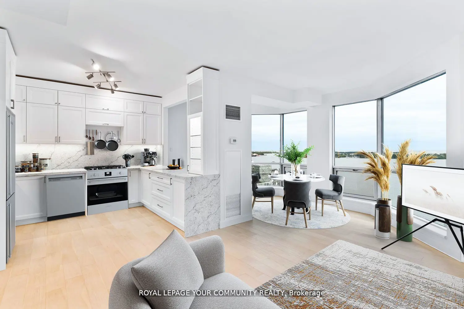 Additional image 4 of 10 Queens Quay 2402