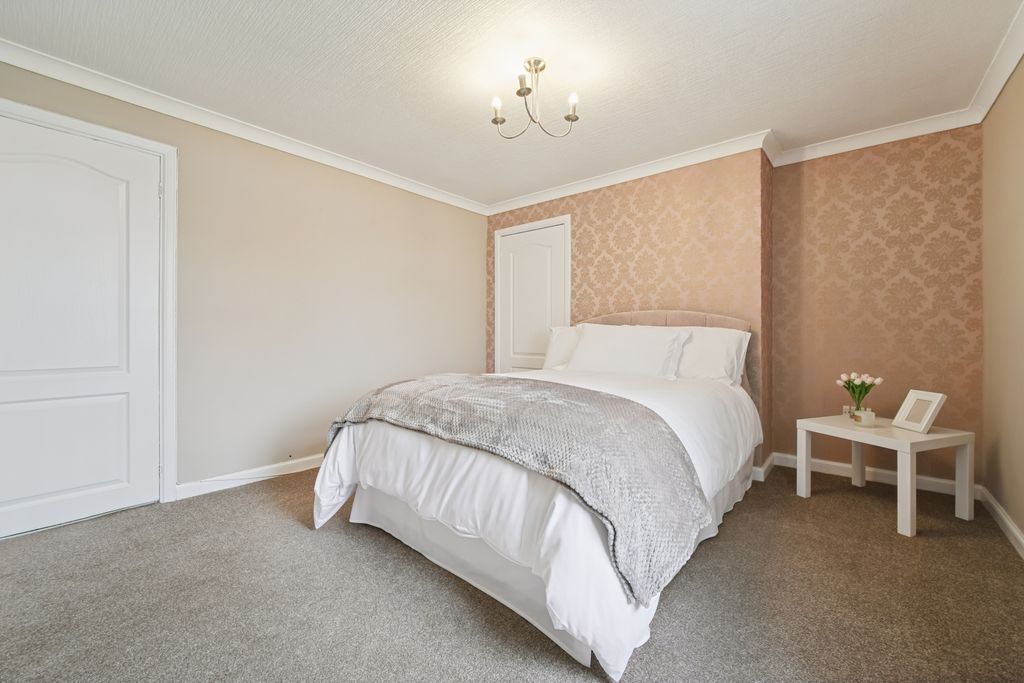 Additional image 8 of 2 bed flat for saleAlbert Avenue, Grangemouth FK3