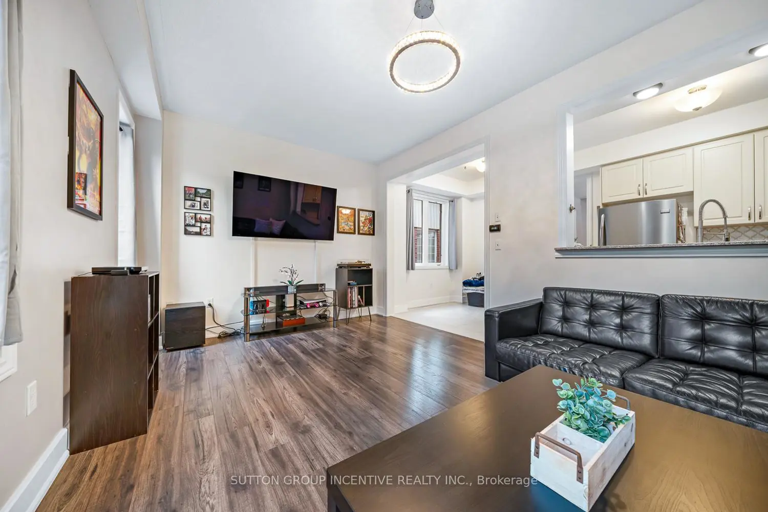 Additional image 10 of 105 Collier Crescent