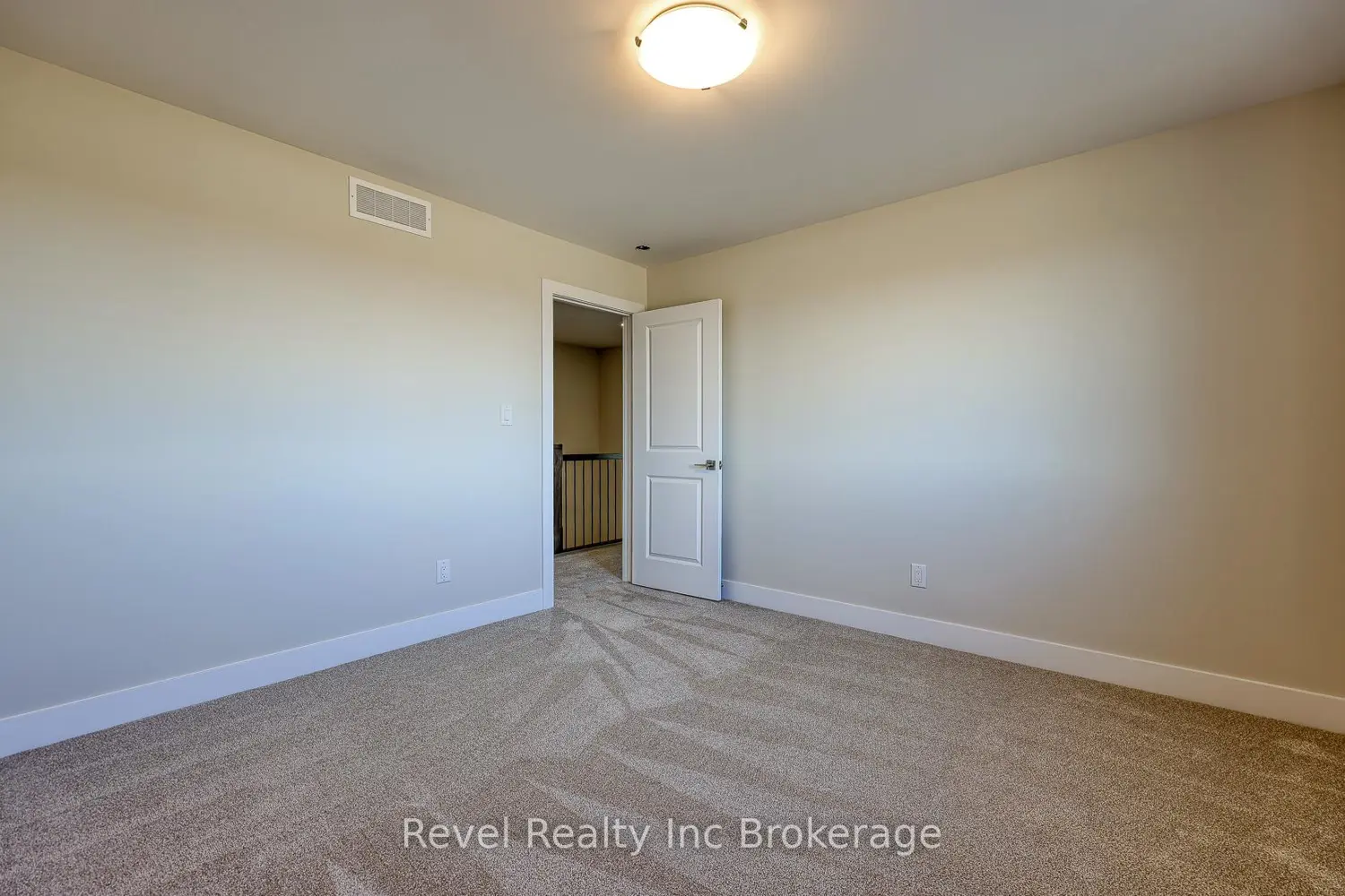 Additional image 13 of 455 Gillespie Street