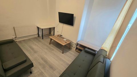 House Share-Laindon Road, Manchester M14