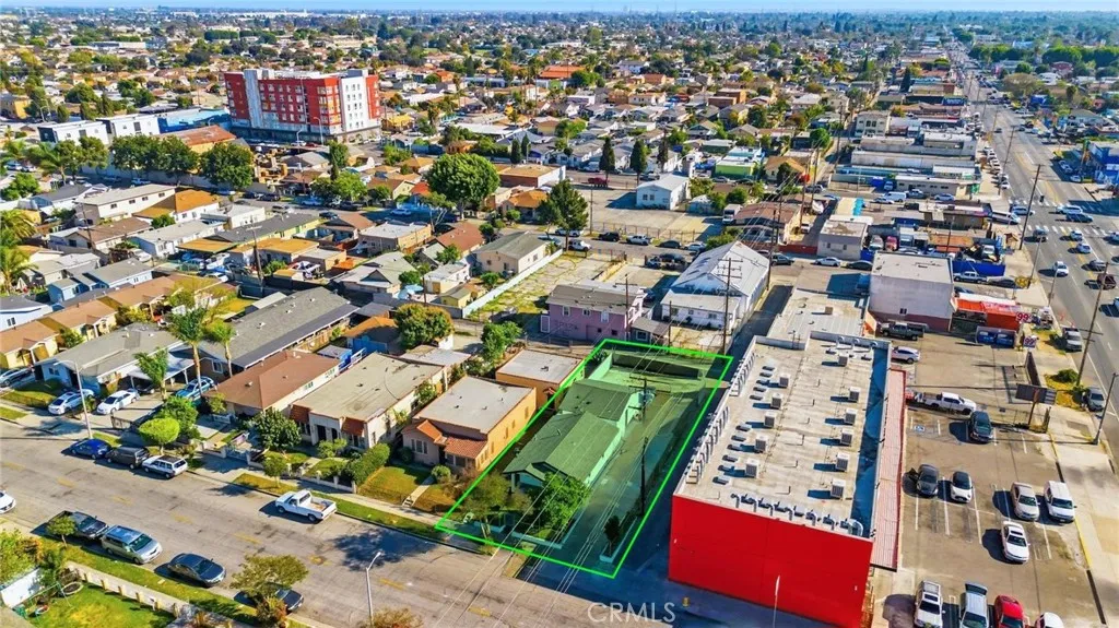 1118 E 77th Pl, Los Angeles, CA 90001