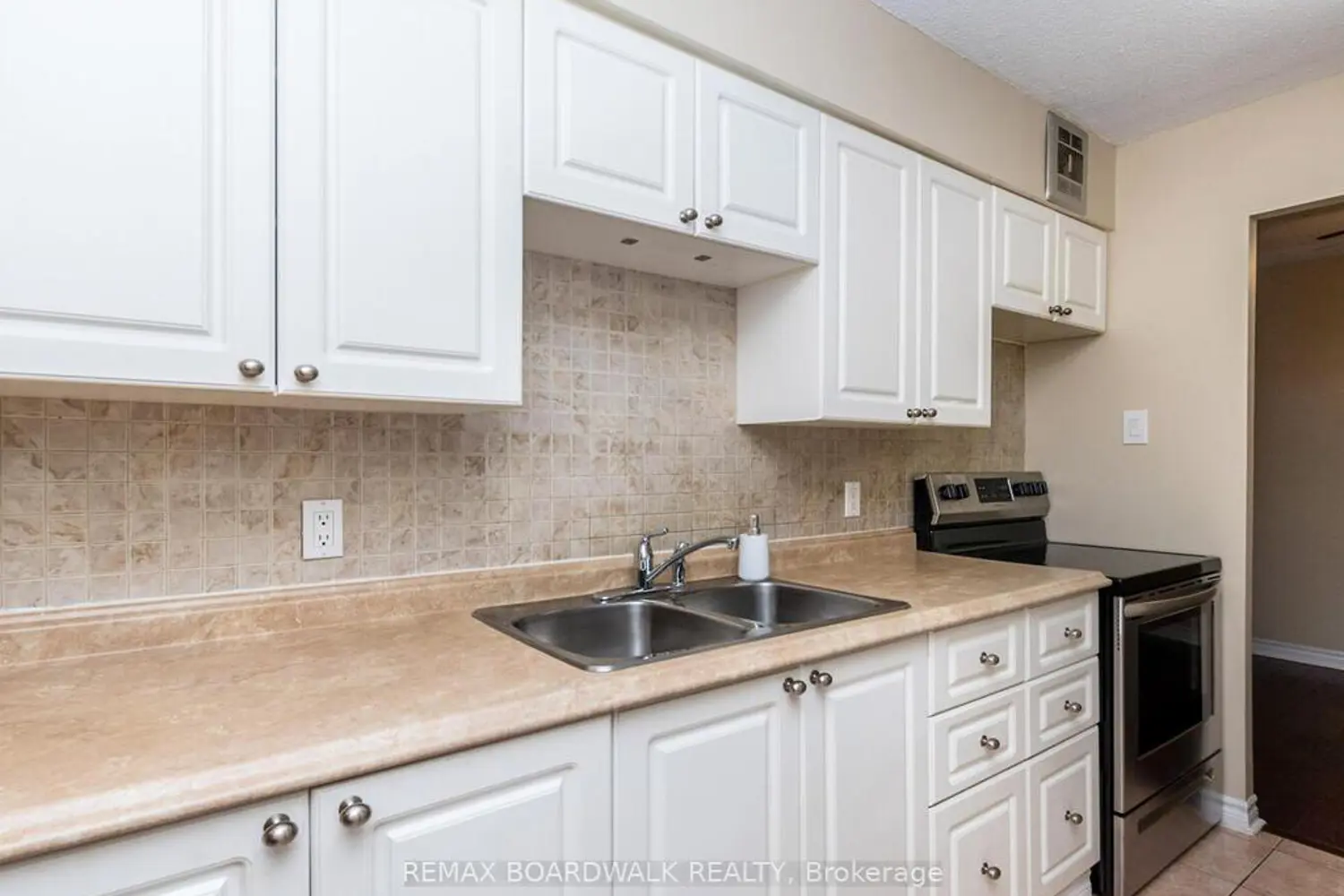 Additional image 6 of 2400 Virginia Drive 709