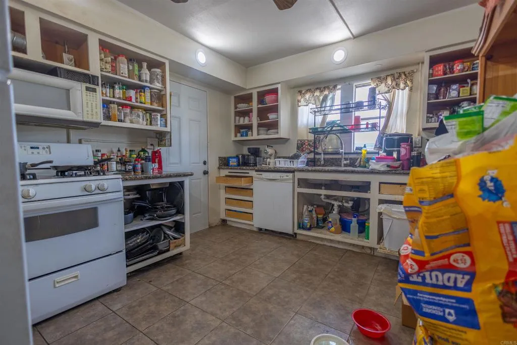 Additional image 17 of 13765 Fremont St, Trona, CA 93562