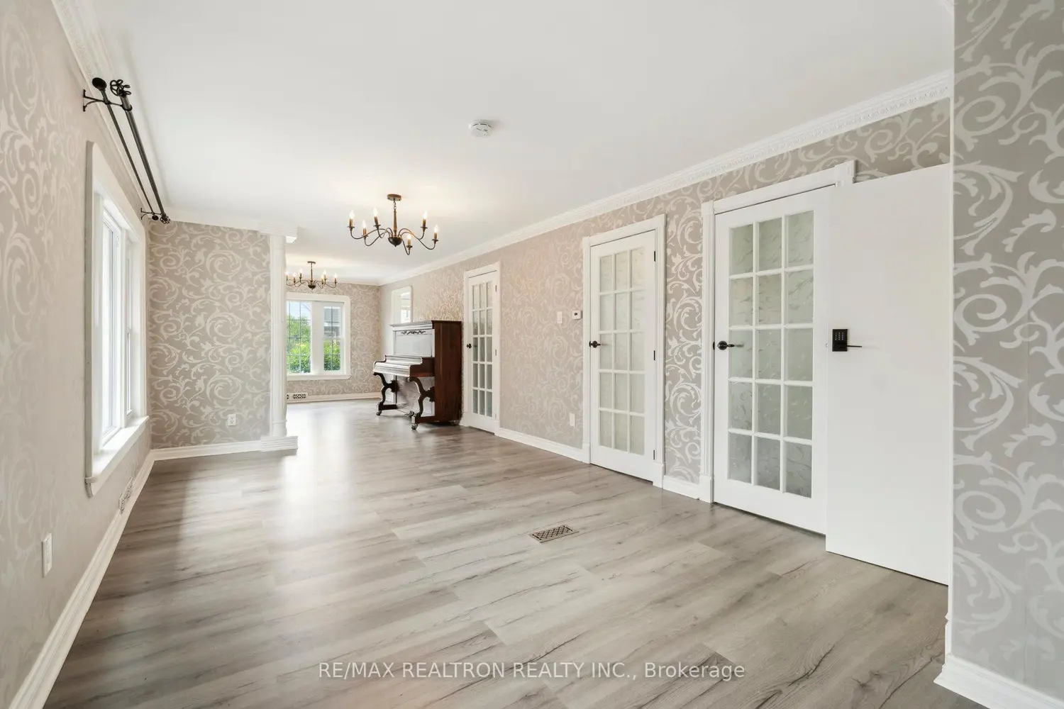 Additional image 5 of 4844 Sixth Avenue