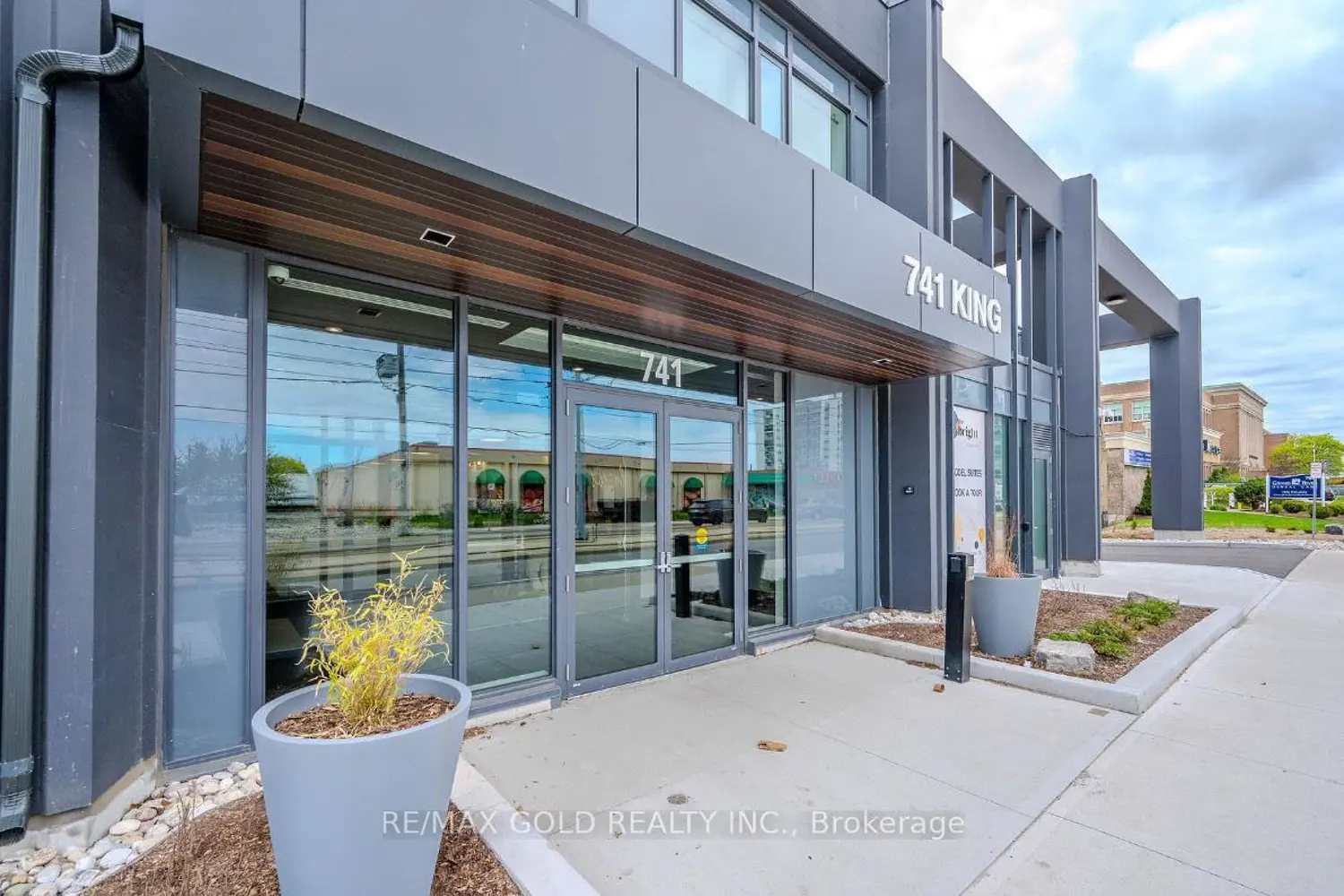 Additional image 3 of 741 King Street 1302