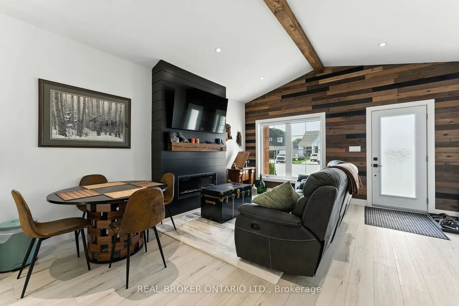 Additional image 6 of 7 Macneil Court