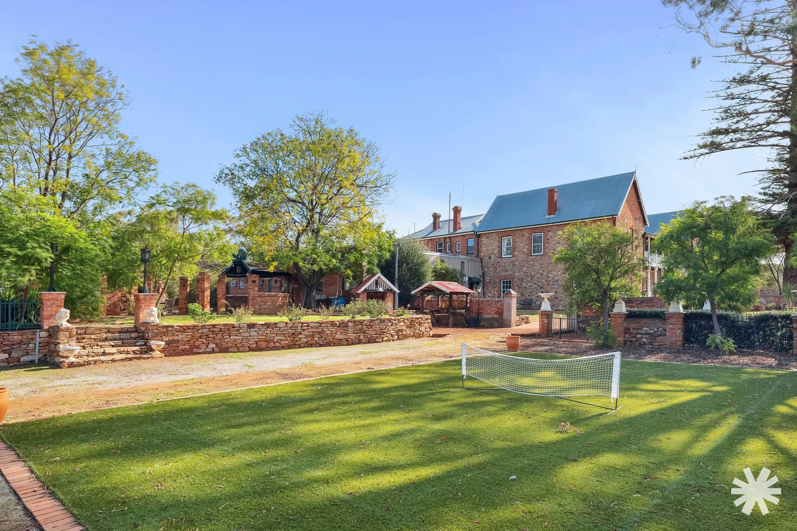 Additional image 38 of 24 Grey Street, York WA 6302