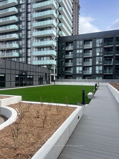 515-430 Square One Drive, Mississauga, ON, L5B 0L6