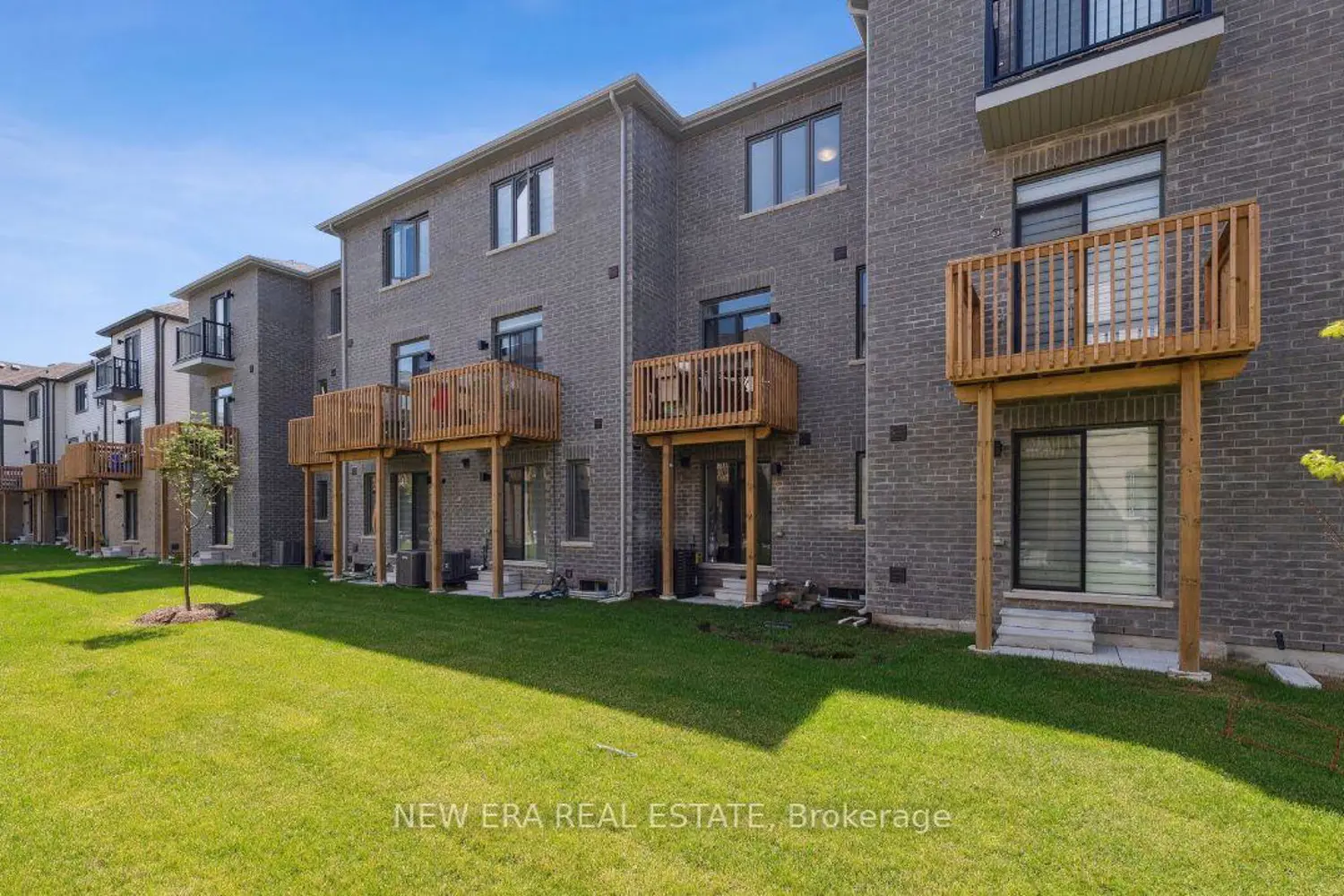 Additional image 19 of 778 Kootenay Path