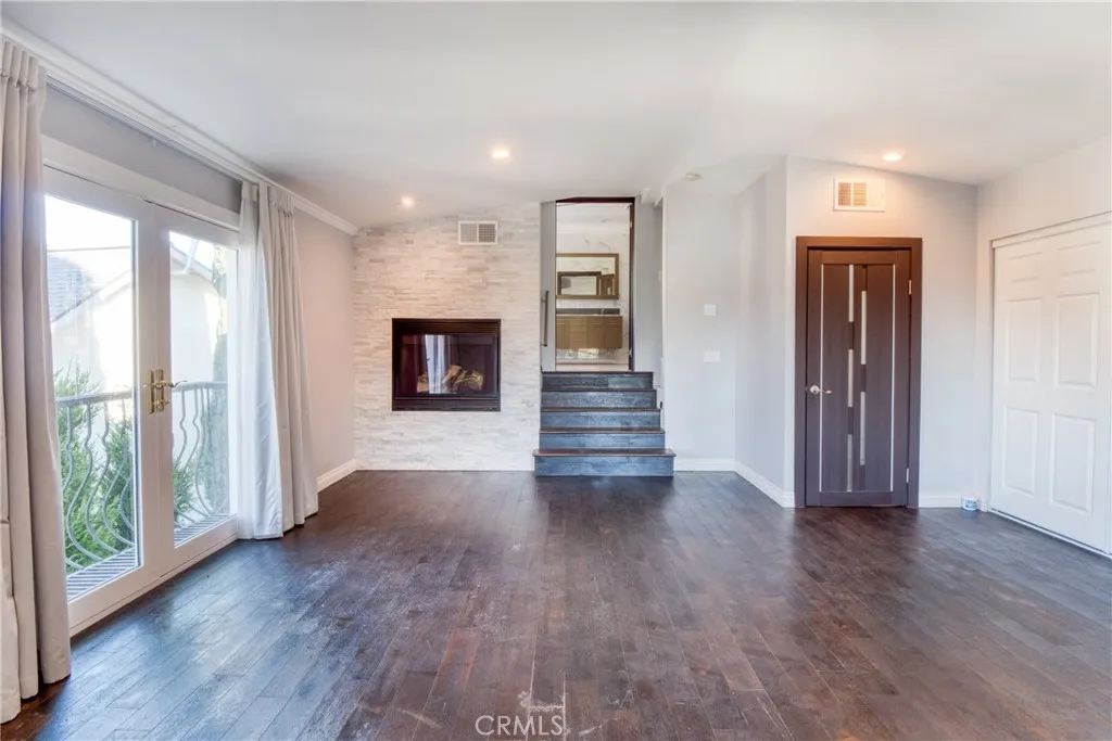 Additional image 87 of 7796 Skyhill Drive, Los Angeles, CA 90068