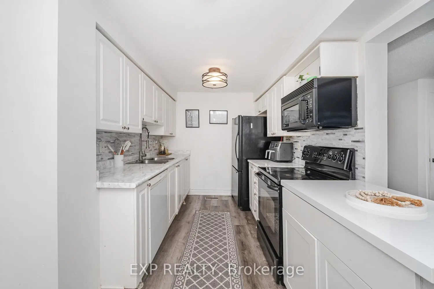 Additional image 9 of 145 Courtney Crescent