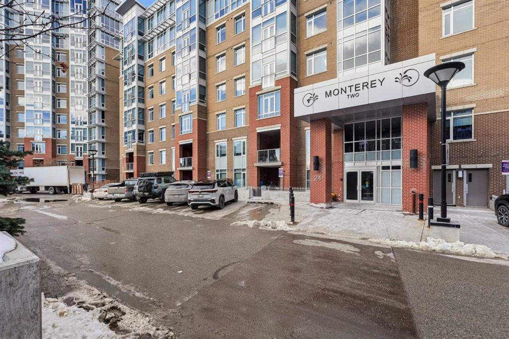 Additional image 2 of 705-24 Varsity Estates Circle NW, Calgary, AB, T3A 2X8