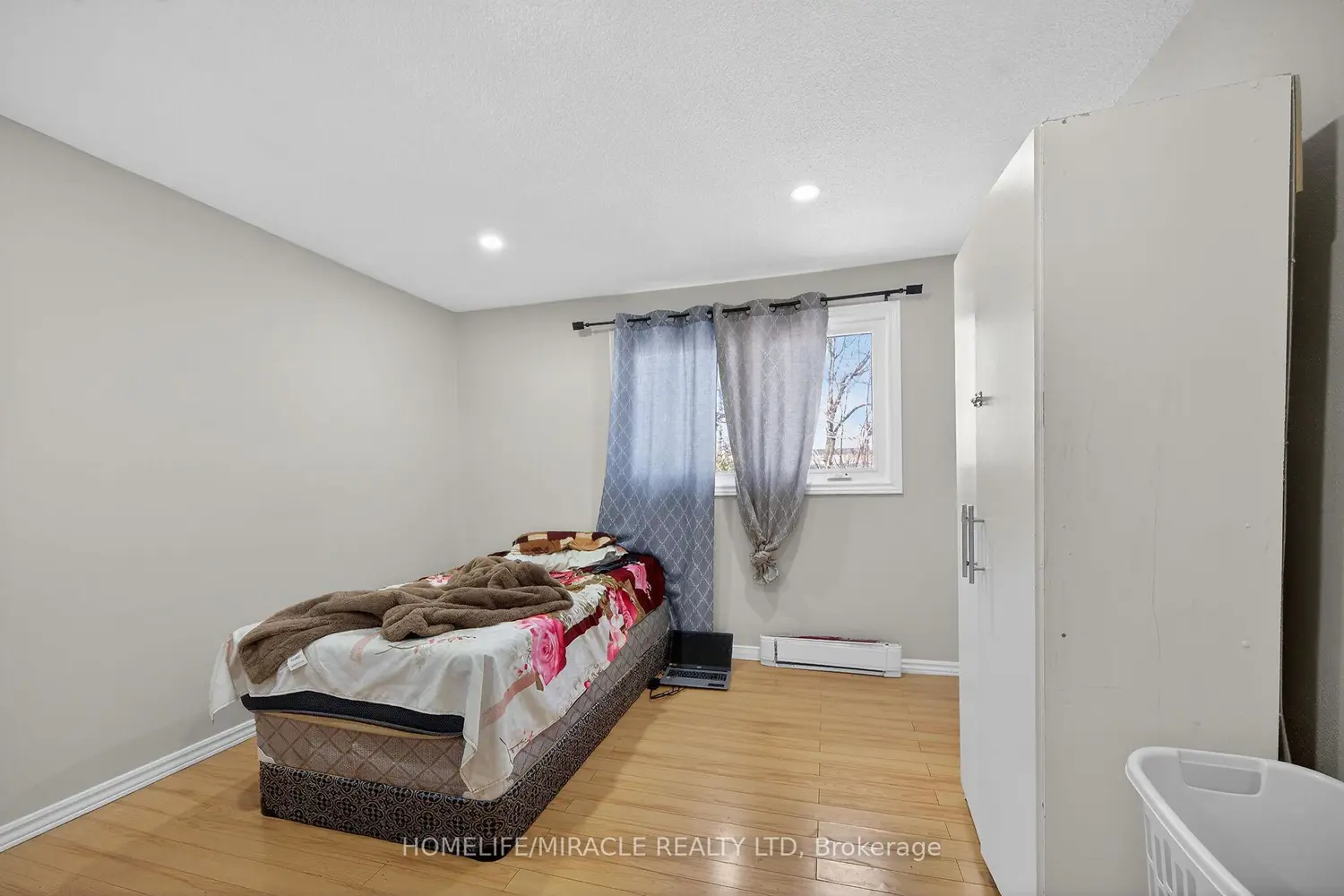 Additional image 18 of 19 Hindquarter Court