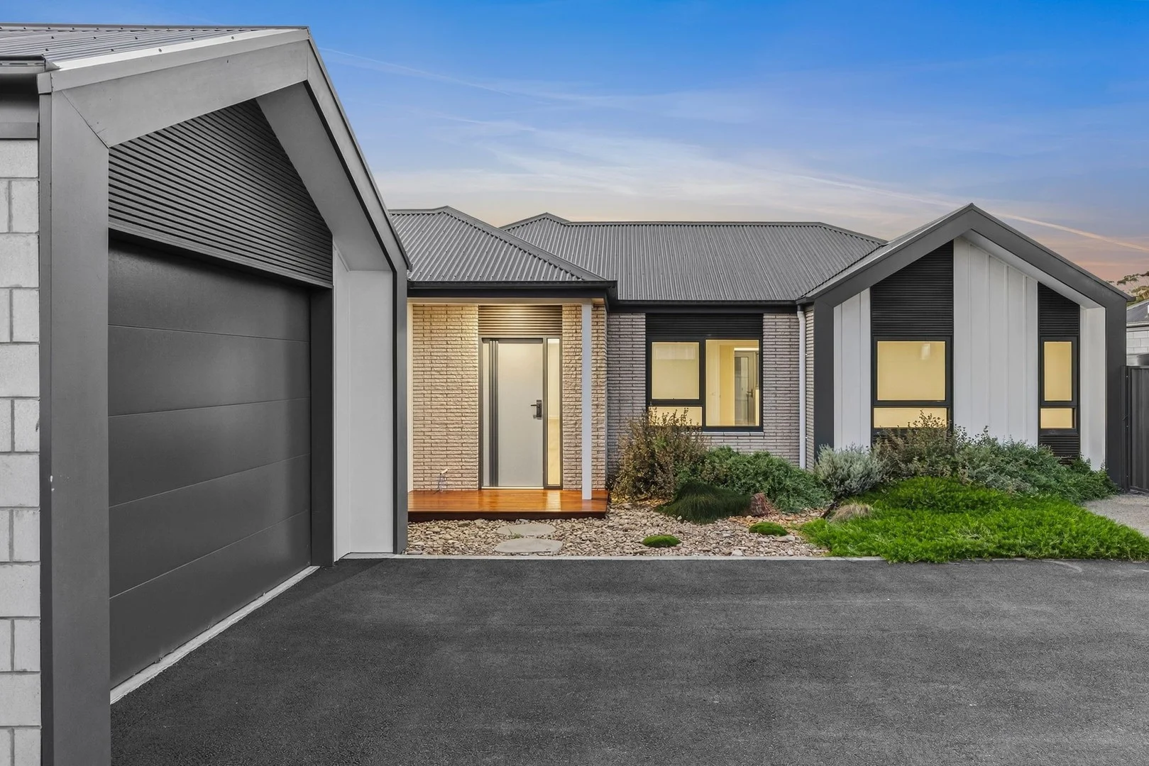 Additional image 2 of 2/42 Bellarine Highway, Queenscliff VIC 3225