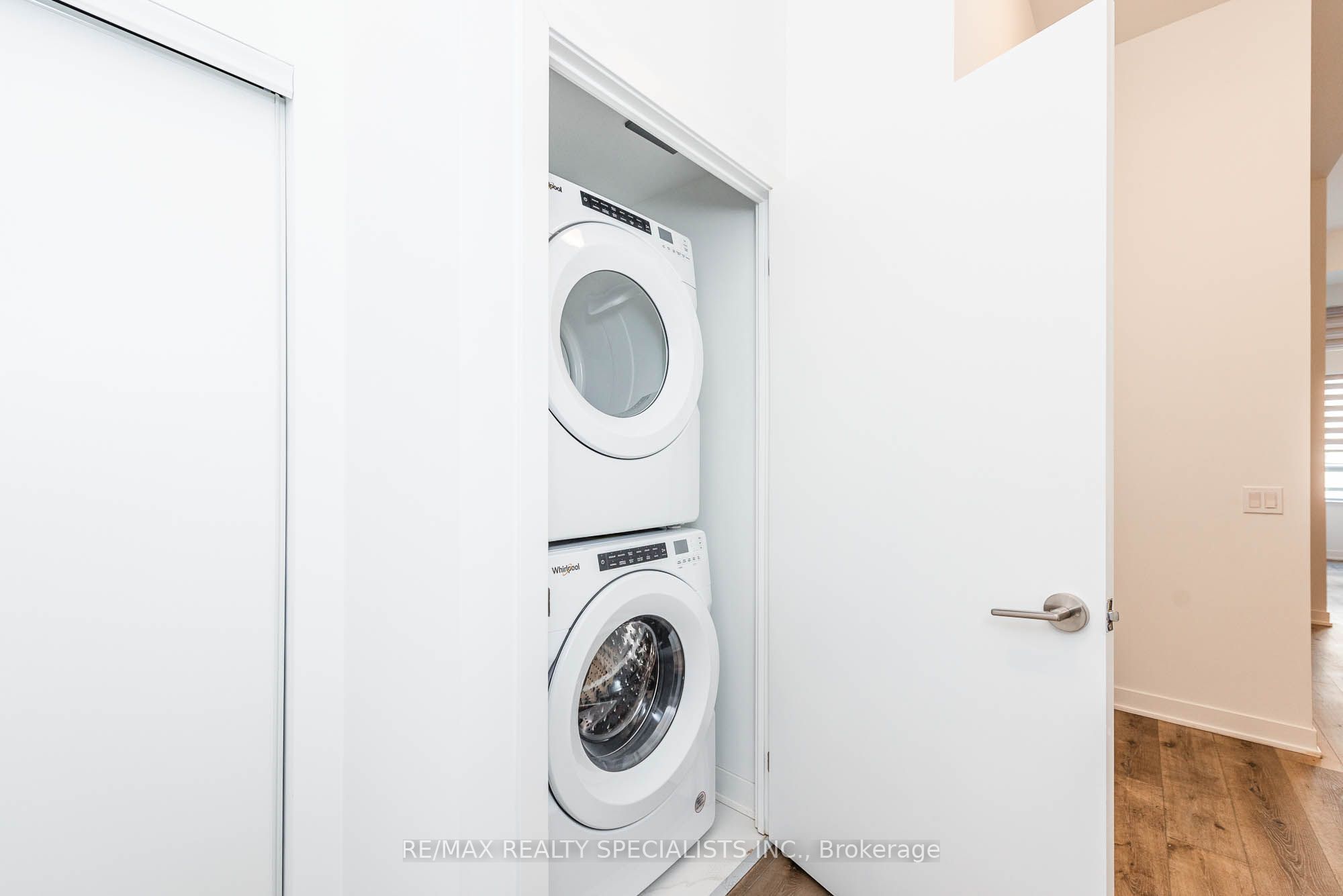 Additional image 3 of 115-405 Dundas Street W, Oakville, ON, L6M 5P9