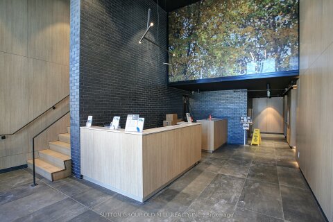 Additional image 8 of 819-7 Smith Crescent, Toronto, ON, M8Z 1N5