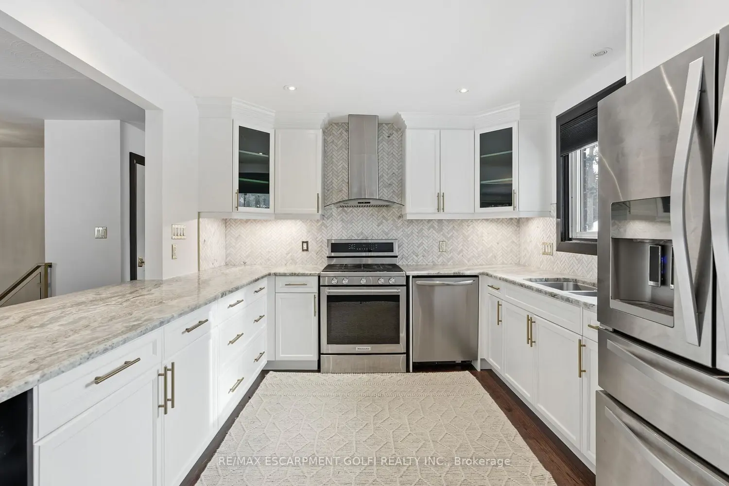 Additional image 3 of 13 Upper Canada Drive