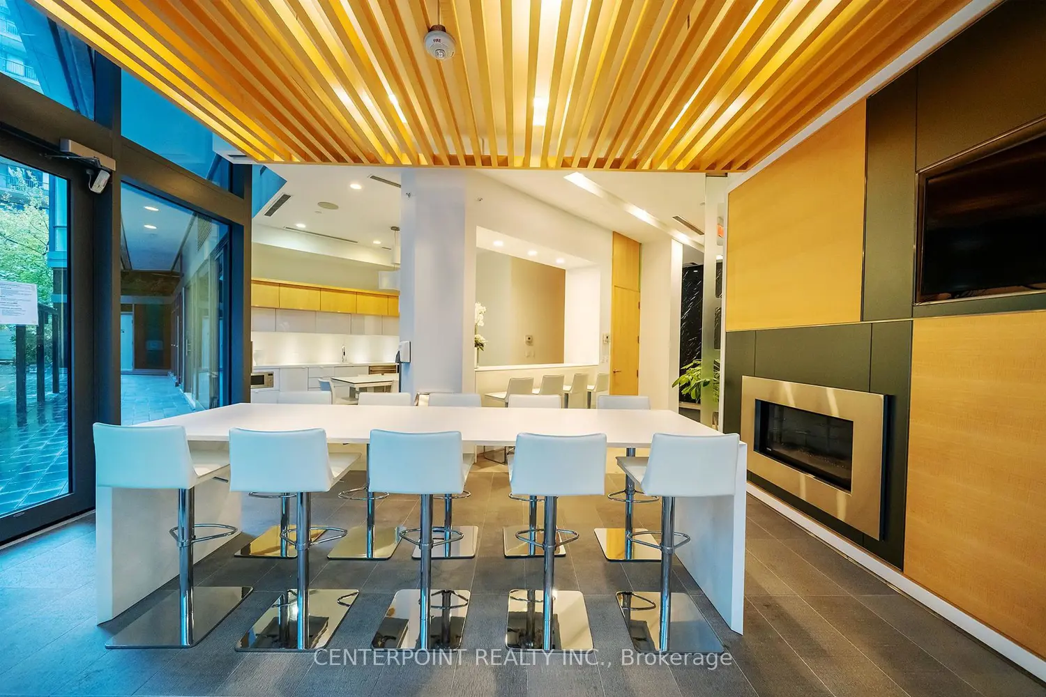 Additional image 16 of 45 Charles Street 3602
