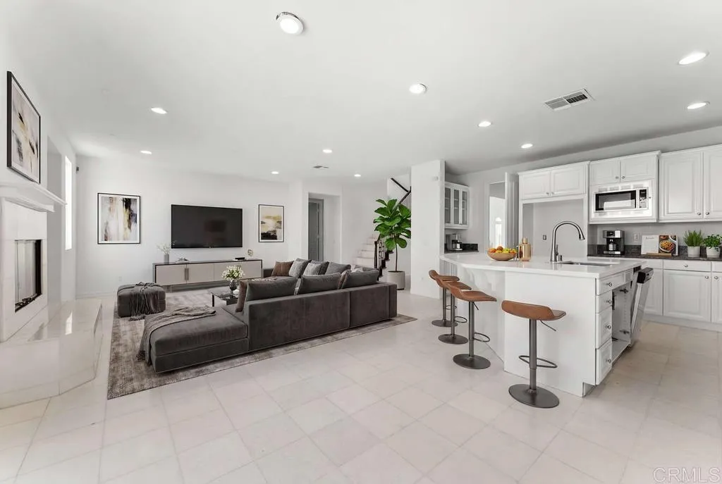 Additional image 4 of 1004 Red Granite Rd, Chula Vista, CA 91913