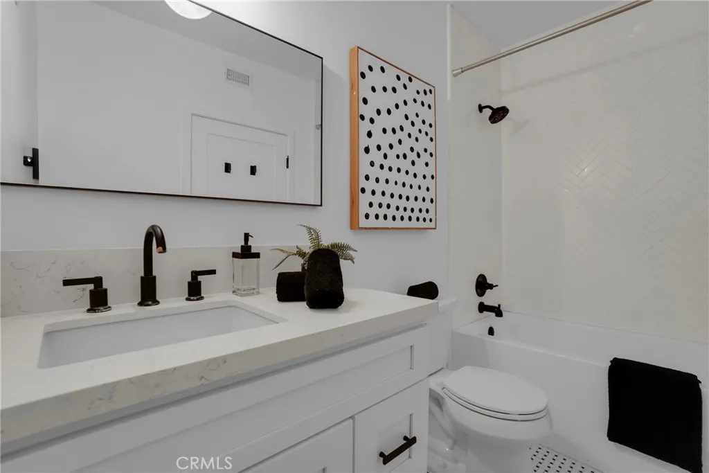 Additional image 14 of 1871 Greenfield Avenue Unit 102, Los Angeles, CA 90025