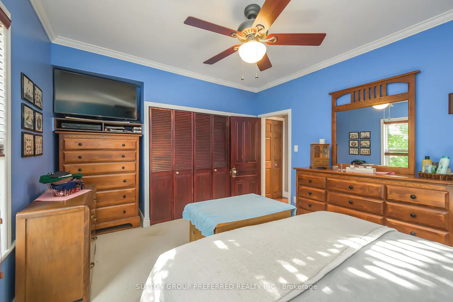 Additional image 15 of 447 Woodman Avenue