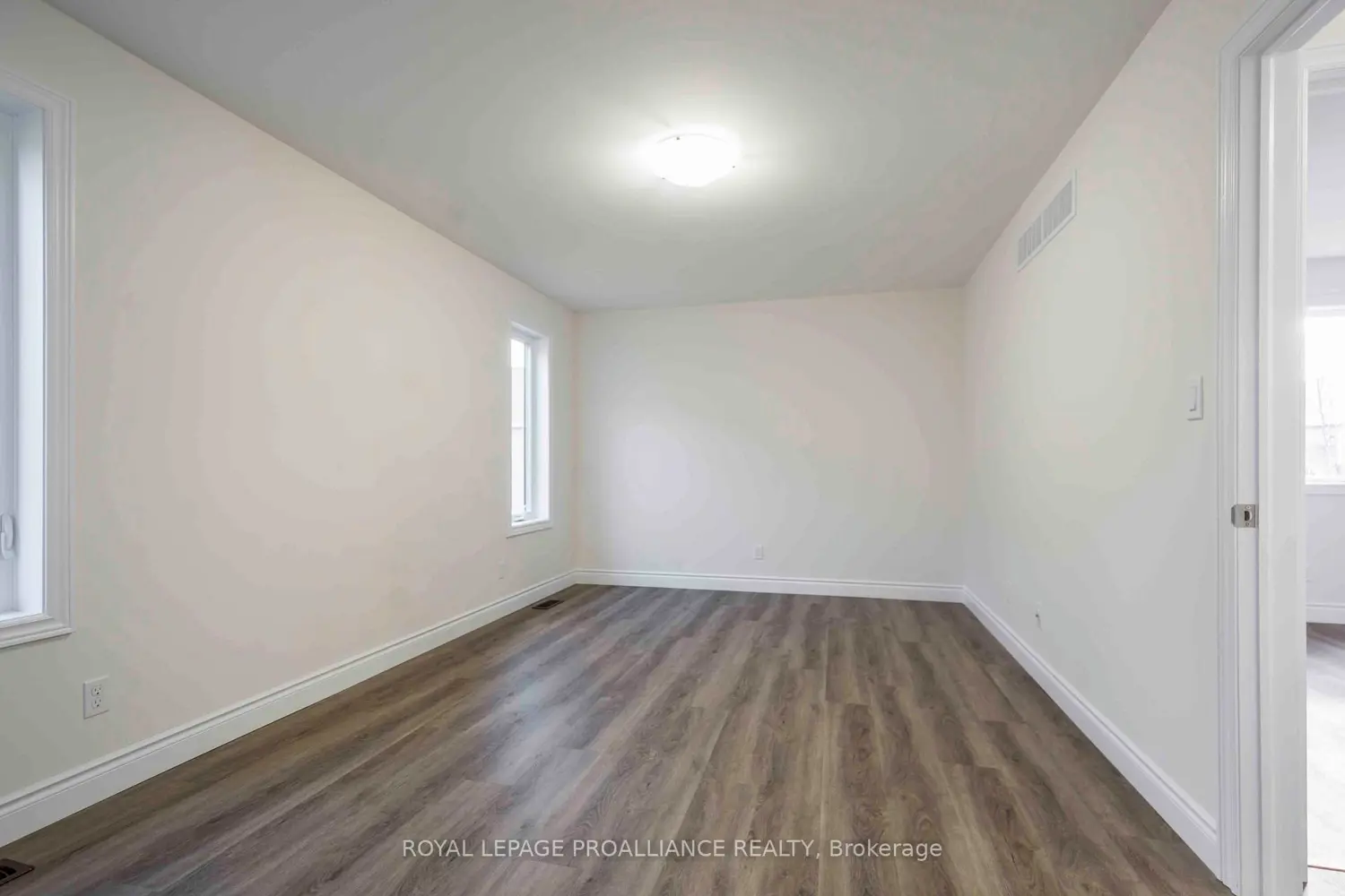 Additional image 11 of 110 Farrington Crescent