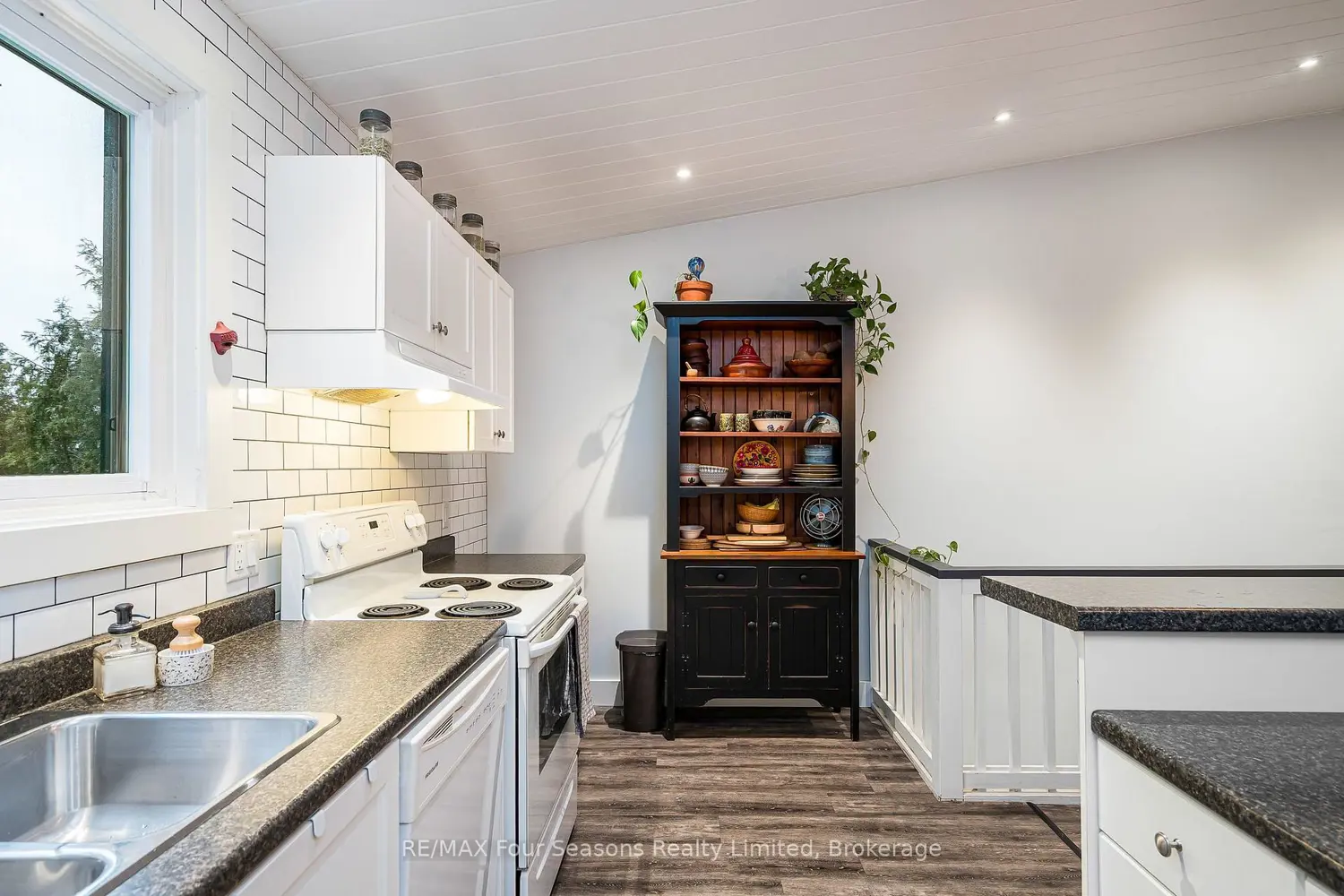 Additional image 9 of 5 Dawson Drive 326