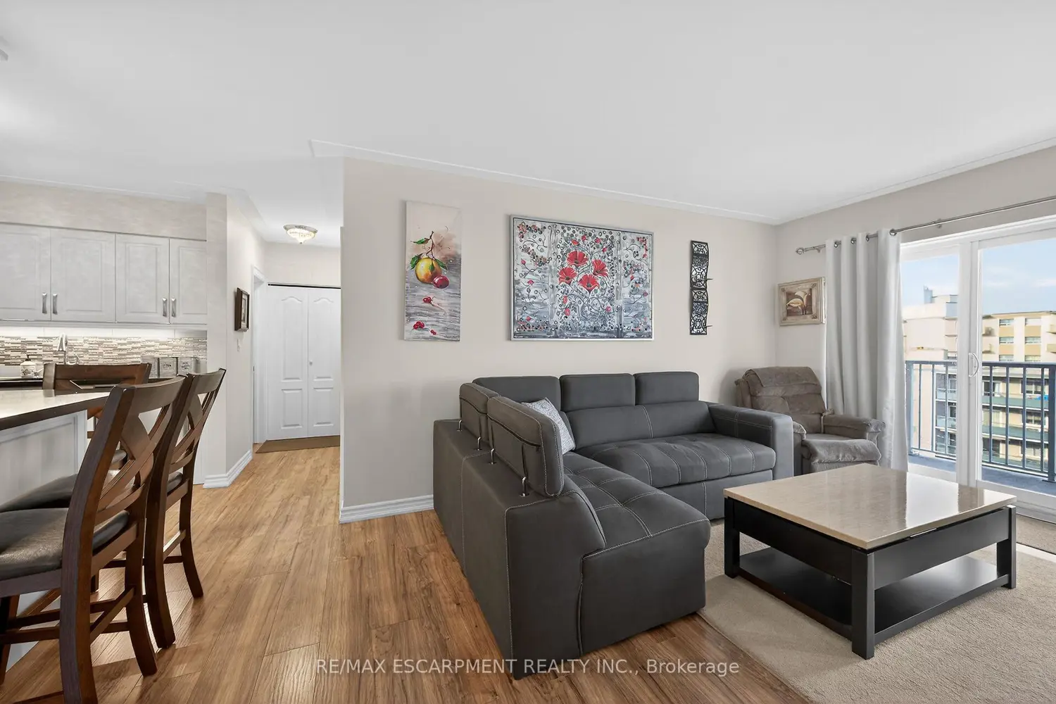 Additional image 6 of 8 Woodman Drive 601