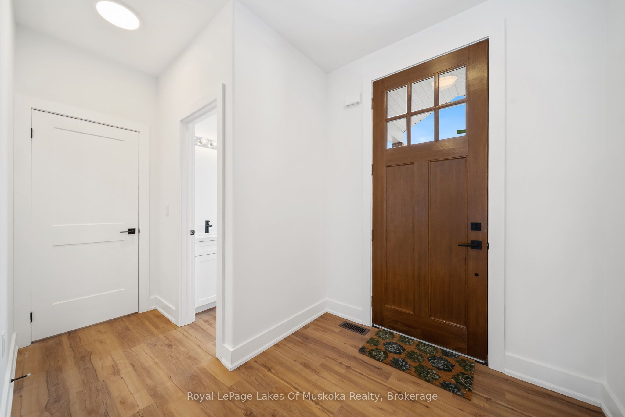 Additional image 2 of 1 Meadow Acres Road, Oro-medonte, ON, L0K 2G1