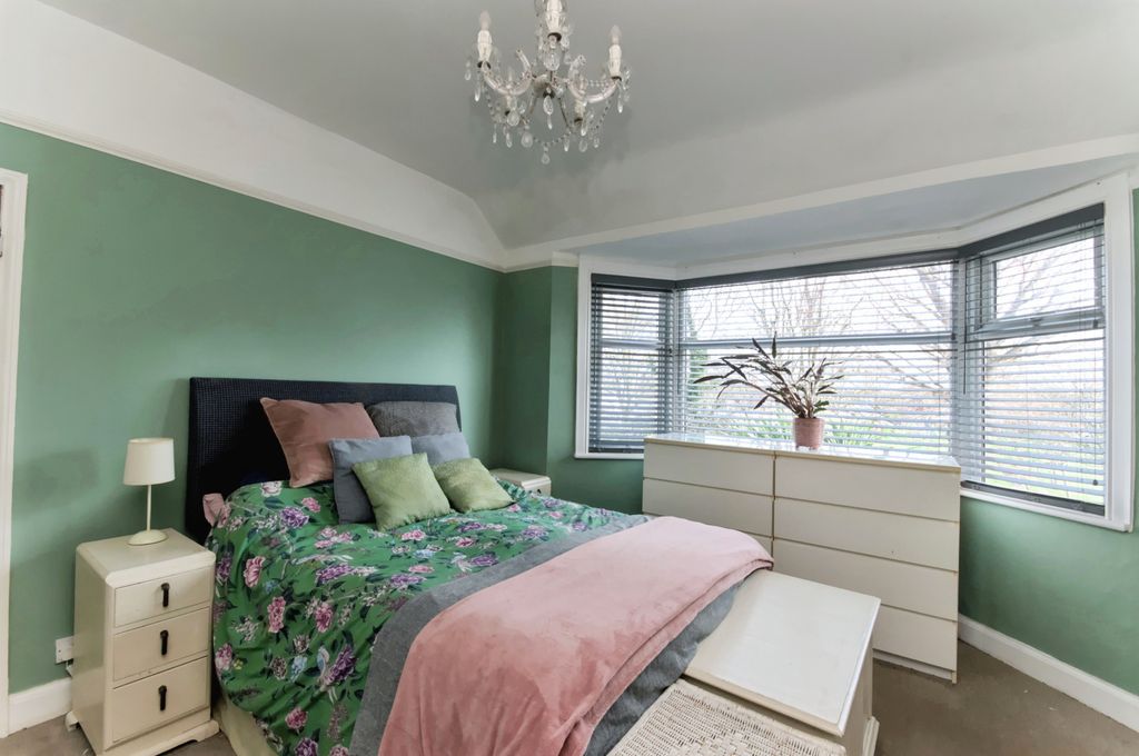Additional image 16 of 3 bed semi-detached house for saleFitzmaurice Avenue, Eastbourne BN22