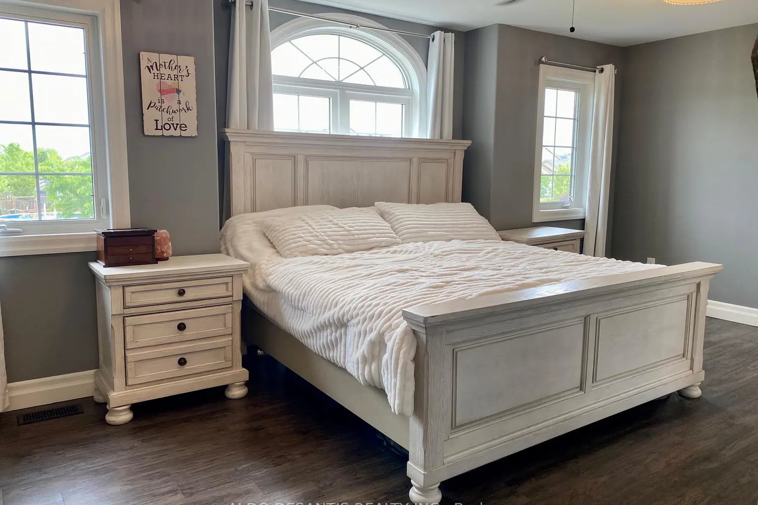 Additional image 12 of 42 Jane Street