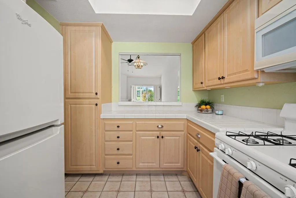 Additional image 12 of 1015 Gleneagles Place, Vista, CA 92081