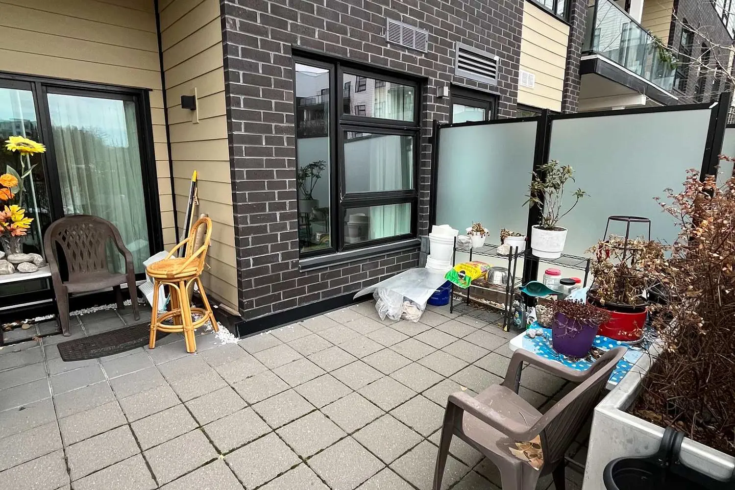 Additional image 6 of 555 William Graham Drive 105