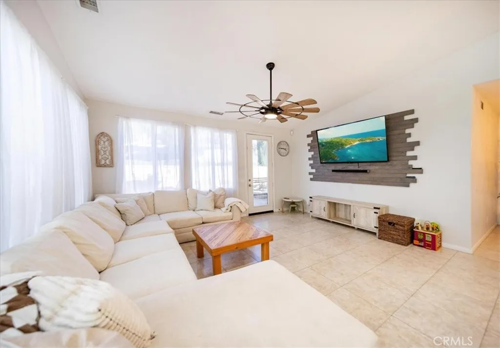 Additional image 14 of 32366 Whispering Willow Dr, Lake Elsinore, CA 92532