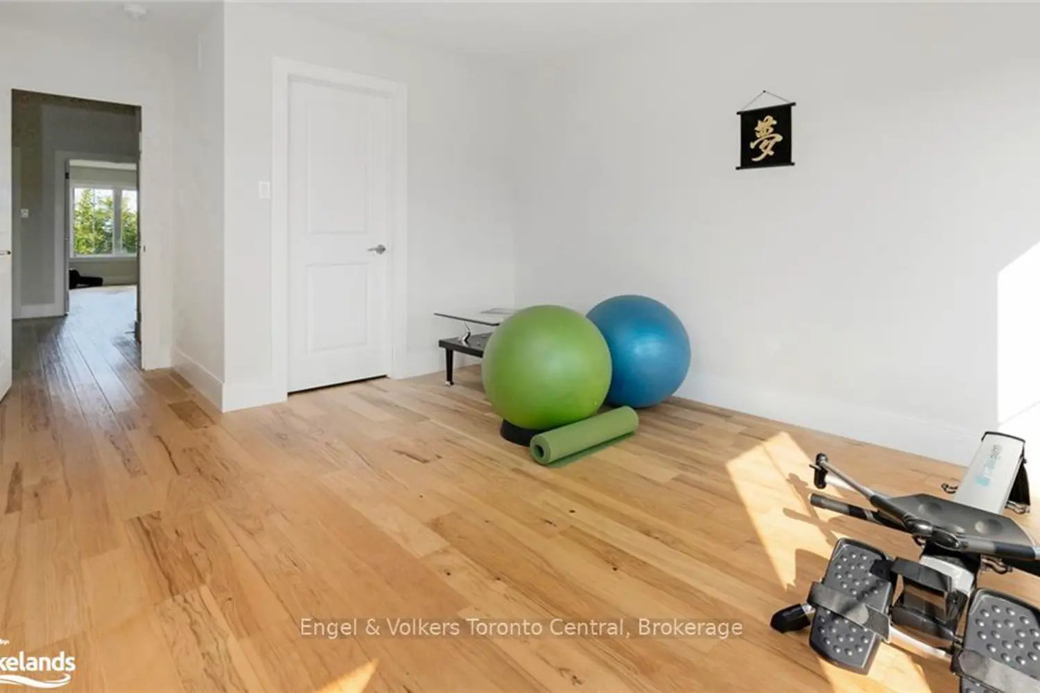 Additional image 11 of 364 Yellow Birch Crescent