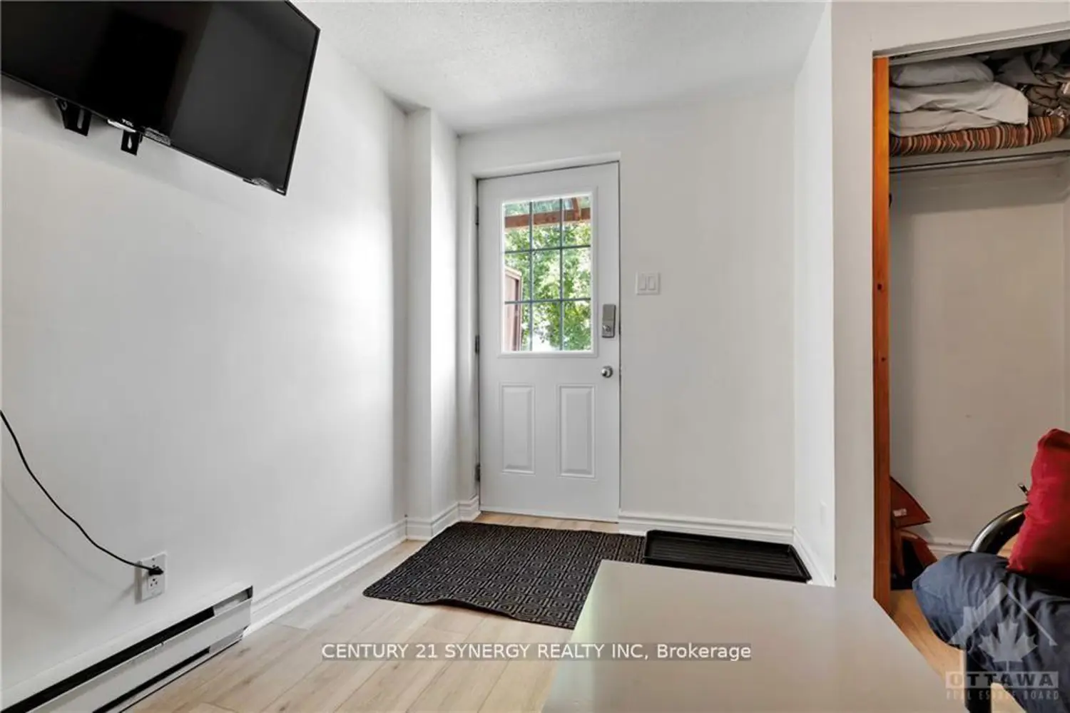 277 St Patrick Street photo 2