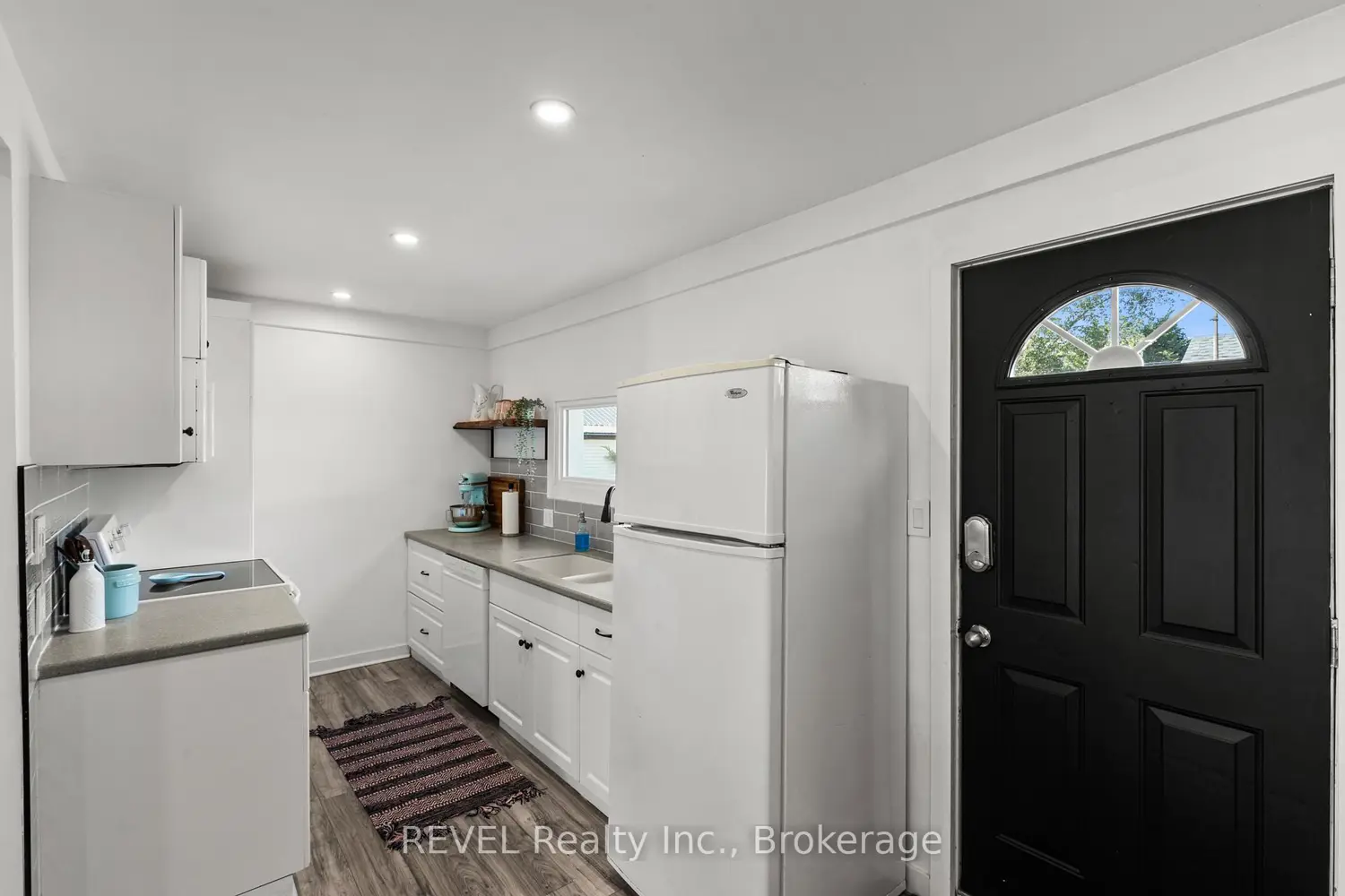 313 Ridgeway Road photo 5