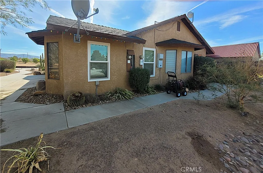 Additional image 23 of 23677 Cahuilla Rd, Apple Valley, CA 92307