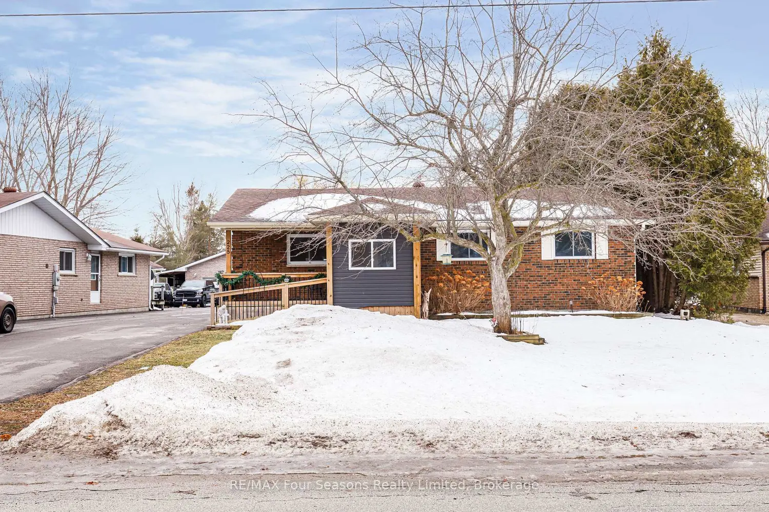 225 Christopher Street