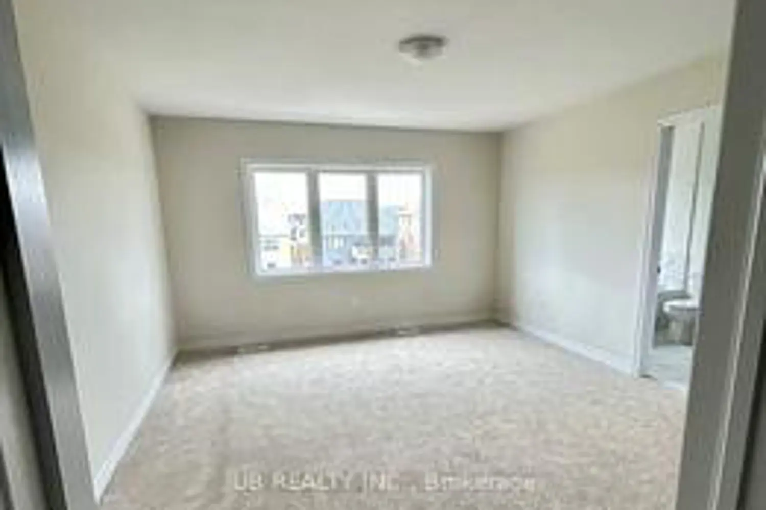 Additional image 8 of 381 Vanilla Trail