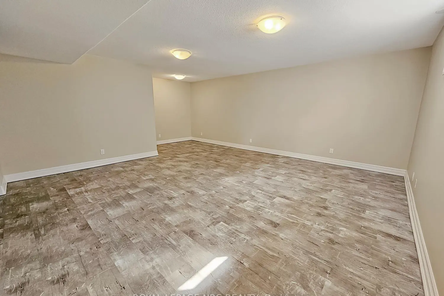 Additional image 15 of 5784 Ironwood Street