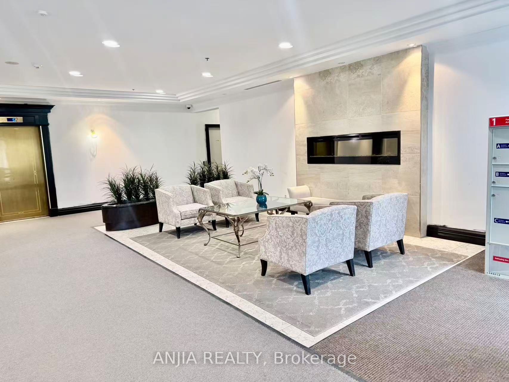 Additional image 5 of PH15-51 Baffin Court SW, Richmond Hill, ON, L4B 4P6