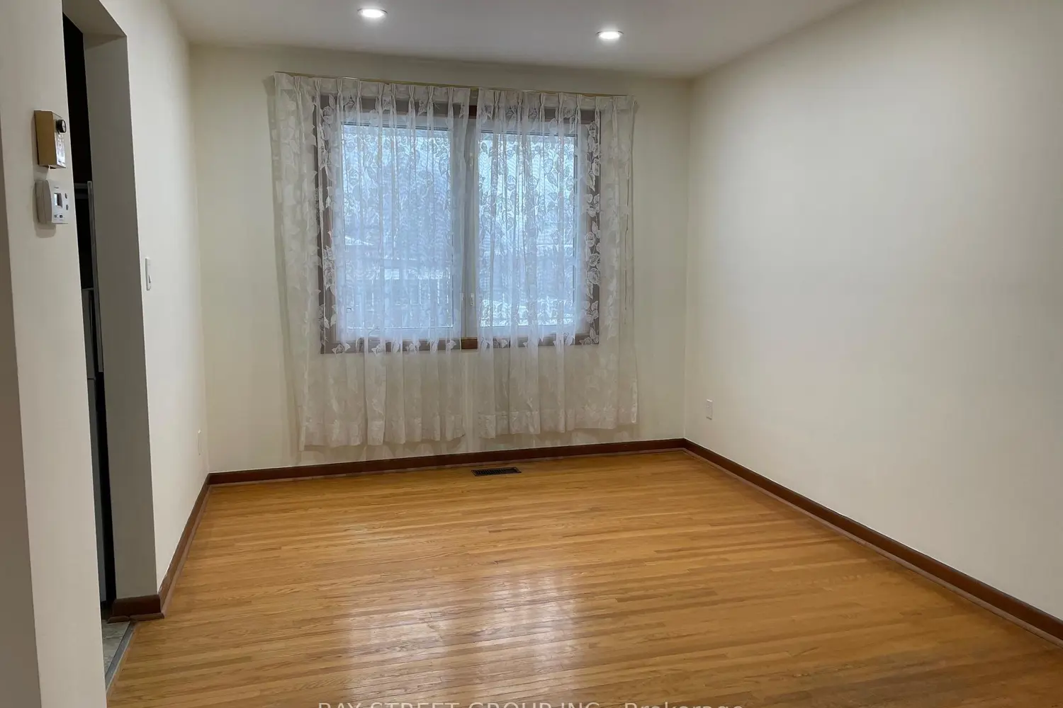 Additional image 9 of 6826 Stokes Street