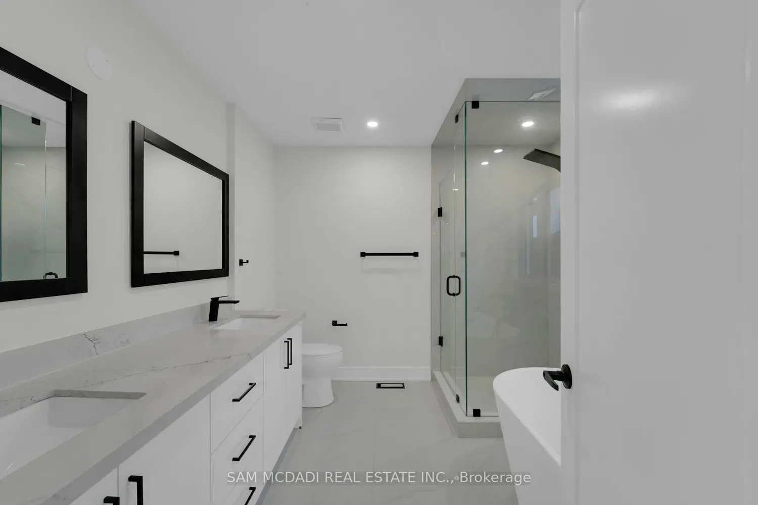 Additional image 13 of 17 Ferncastle Crescent