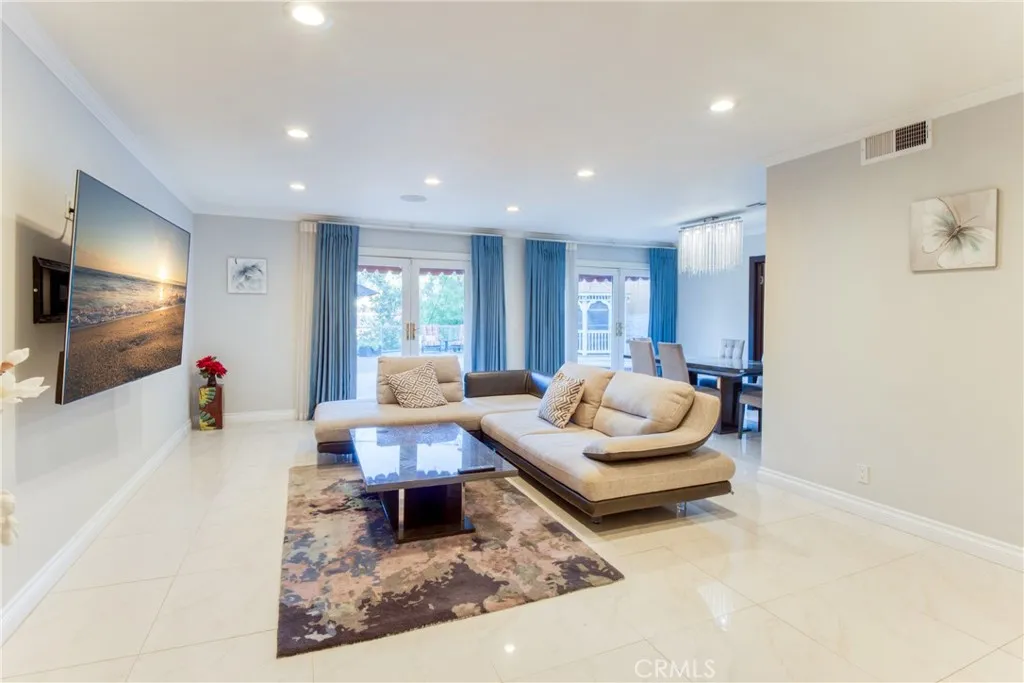 Additional image 7 of 7796 Skyhill Drive, Los Angeles, CA 90068