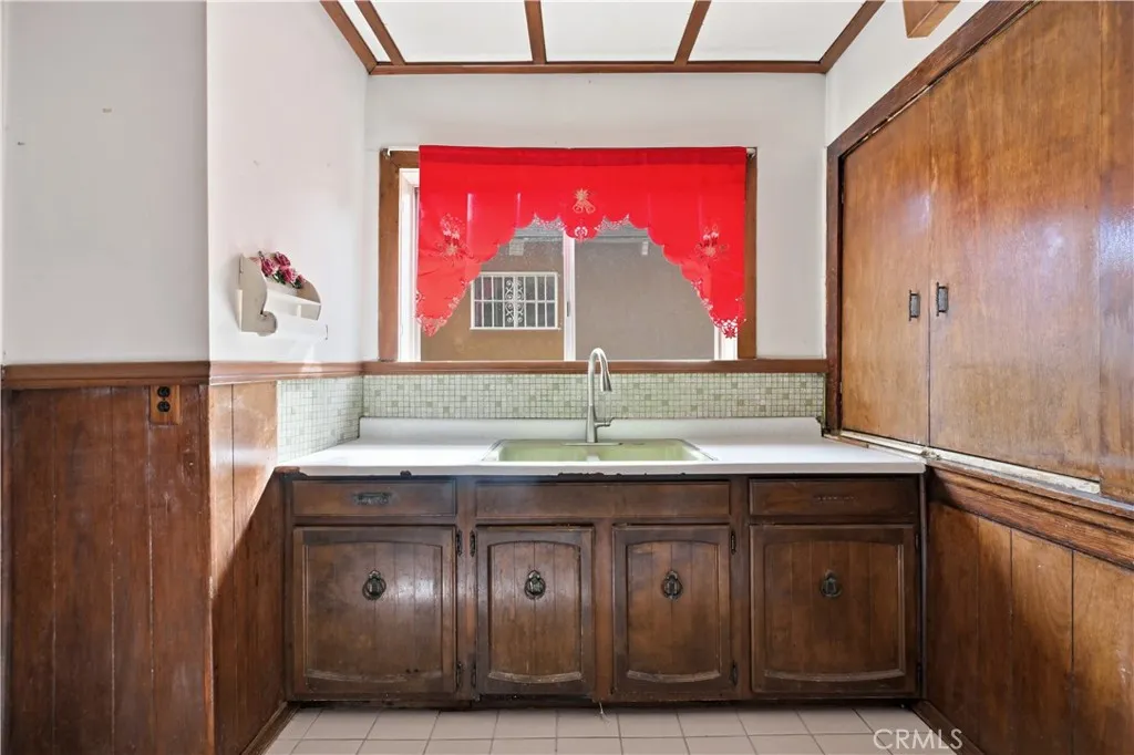 Additional image 13 of 1720 Orchard Ave, Los Angeles, CA 90006