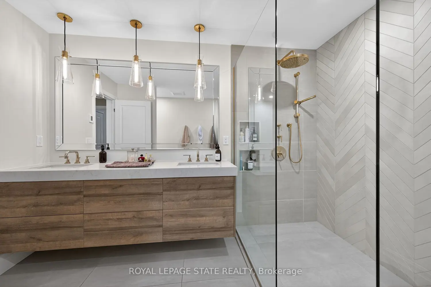 Additional image 13 of 71 Sulphur Springs Road 19