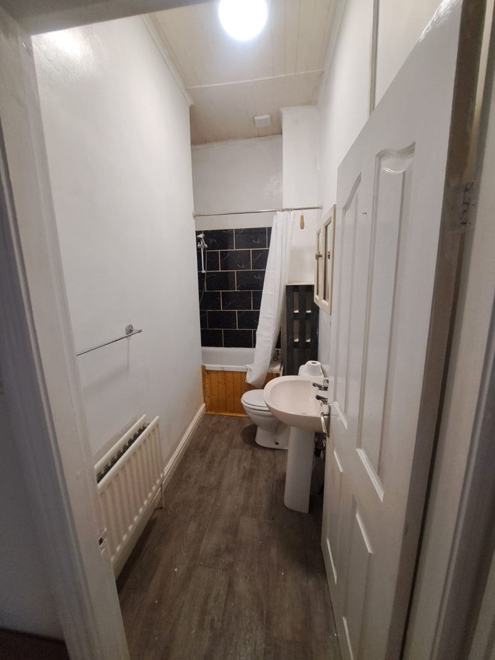 Additional image 6 of 1 Bed Flat, Brunswick Street, LS27, N1 7GU