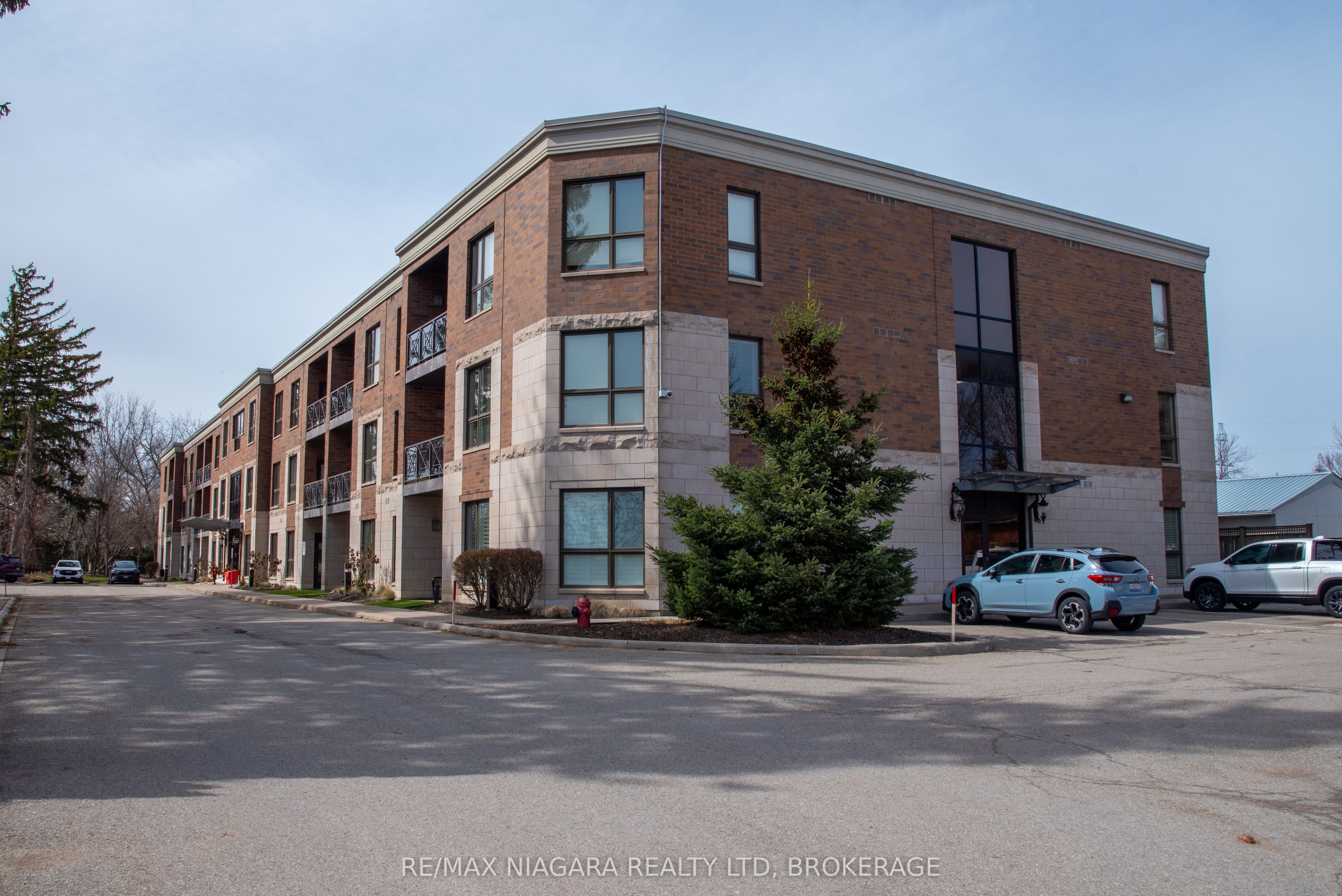Additional image 2 of 306-2799 St. Paul Avenue, Niagara Falls, ON, L2J 2L3